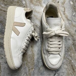 Veja V-12 Leather White Sable Beige Women Casual Lifestyle Shoes Women’s 5